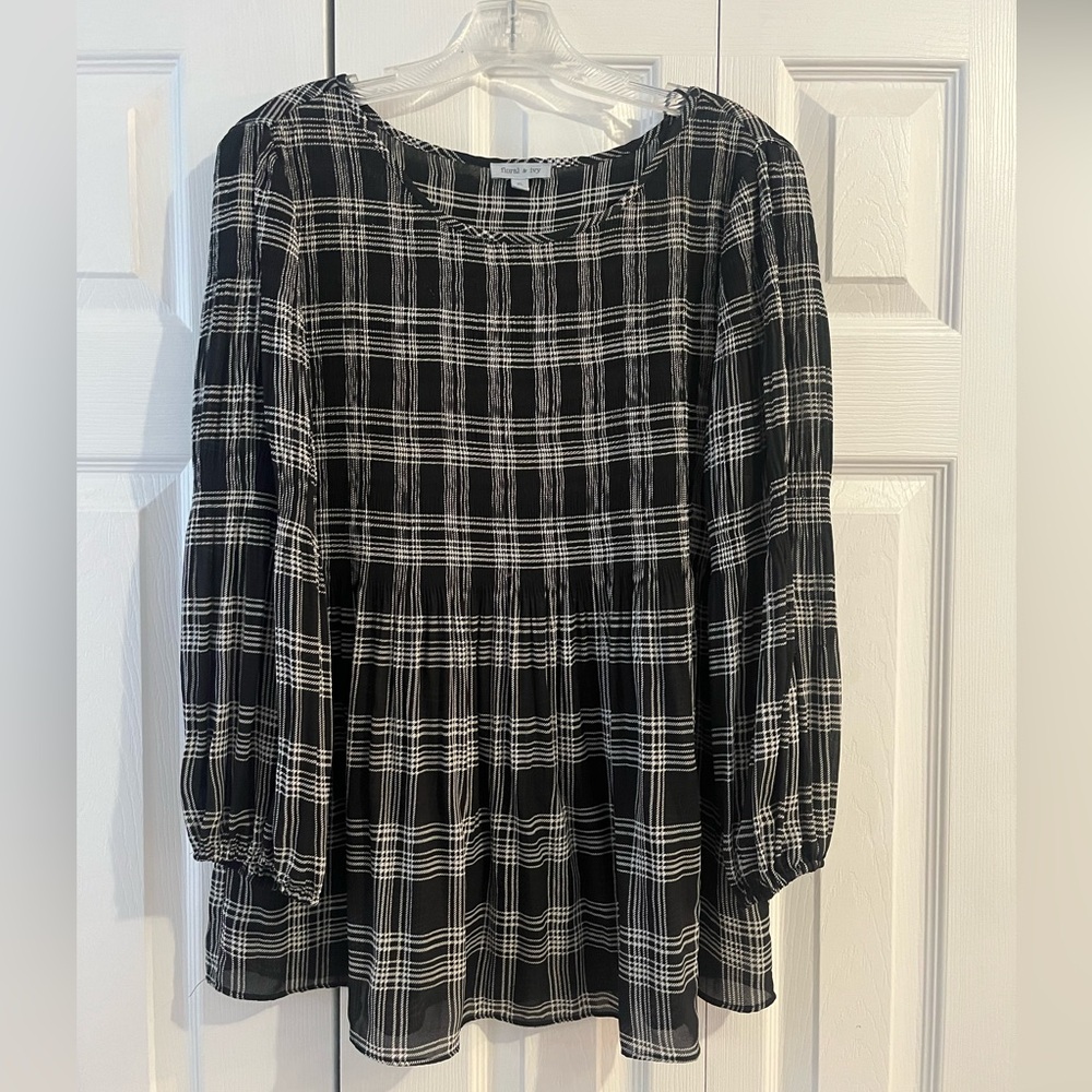 Floral & Ivy Chic Black and White Plaid Blouse